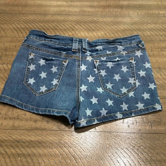 Delia’s American flag Jean shorts size 9/10 - Picture 4 of 9